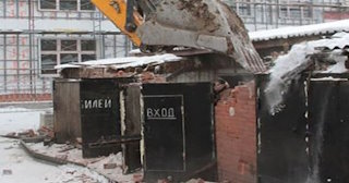 Снос гаража и вывоз мусора в Рославле - Быстро и качественно от Сварной-Рлв от 2049 рублей